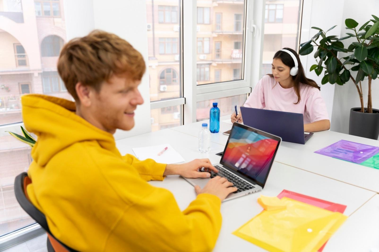 Análisis financiero detallado mostrando tendencias de mercado y datos empresariales